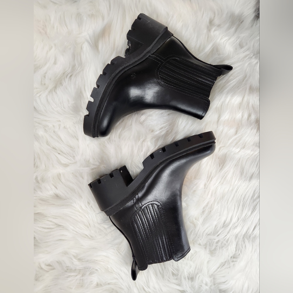 Chunky black boots